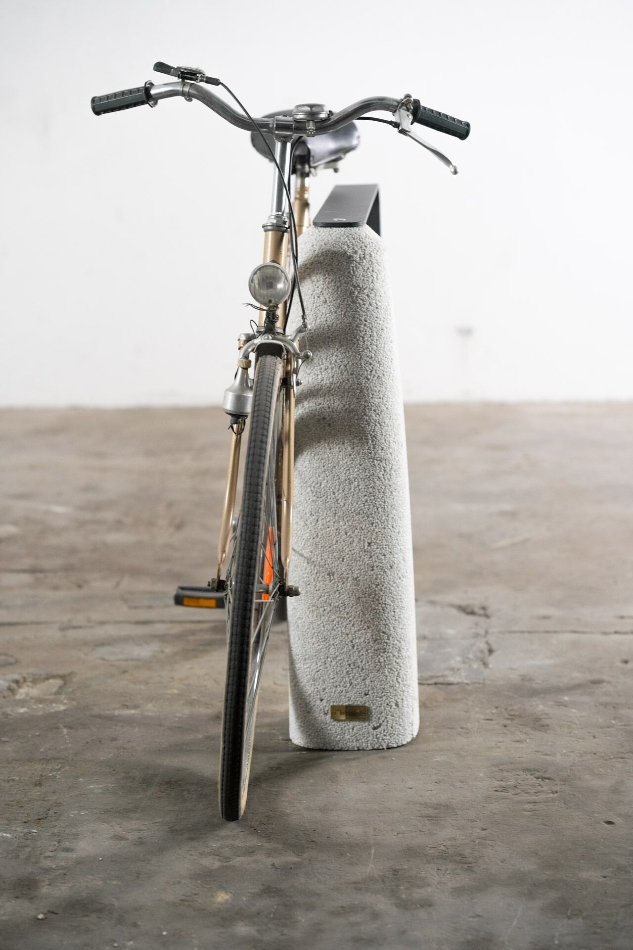 Бетонные и стальные велосипедные стойки Kremen ARCH-00036601 - Вид №2