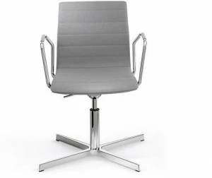 Sesta 4-спицевый тканевый стул с подлокотниками Q-2