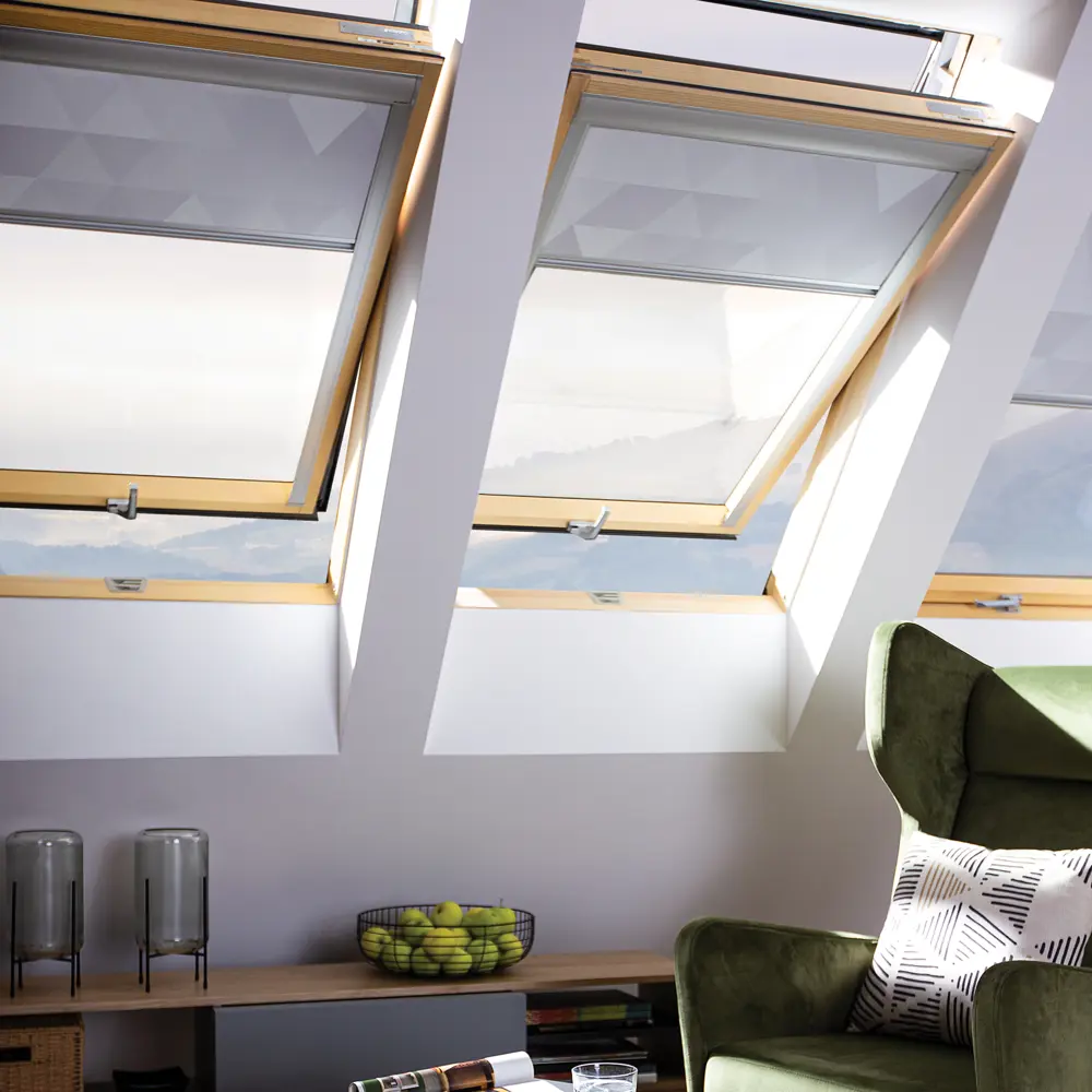 Мансардное окно Fakro FTP (CH) 66x98 см сосна STLM-2087762 - Вид №2