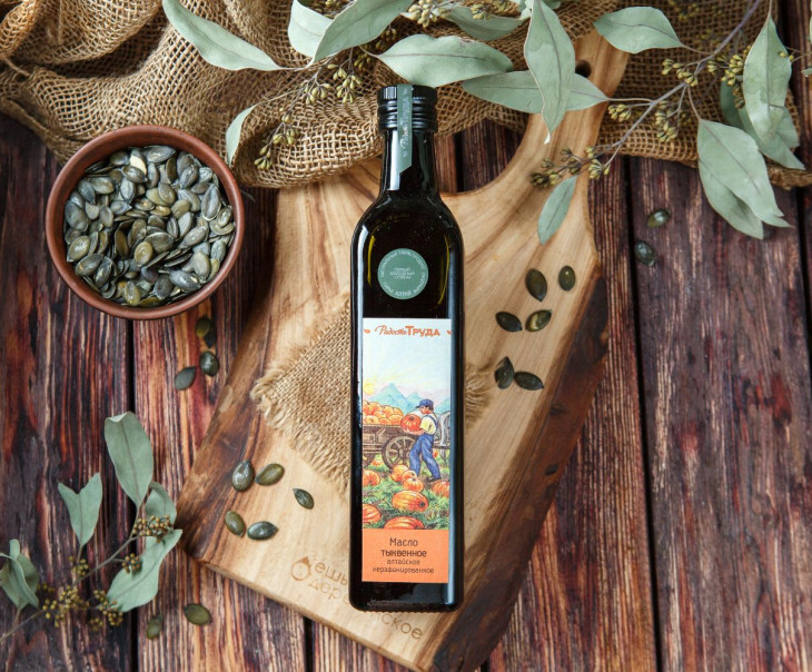 5676 Масло алтайское тыквенное_500 мл. Вкусляндия 