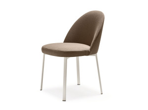 Мягкий стул