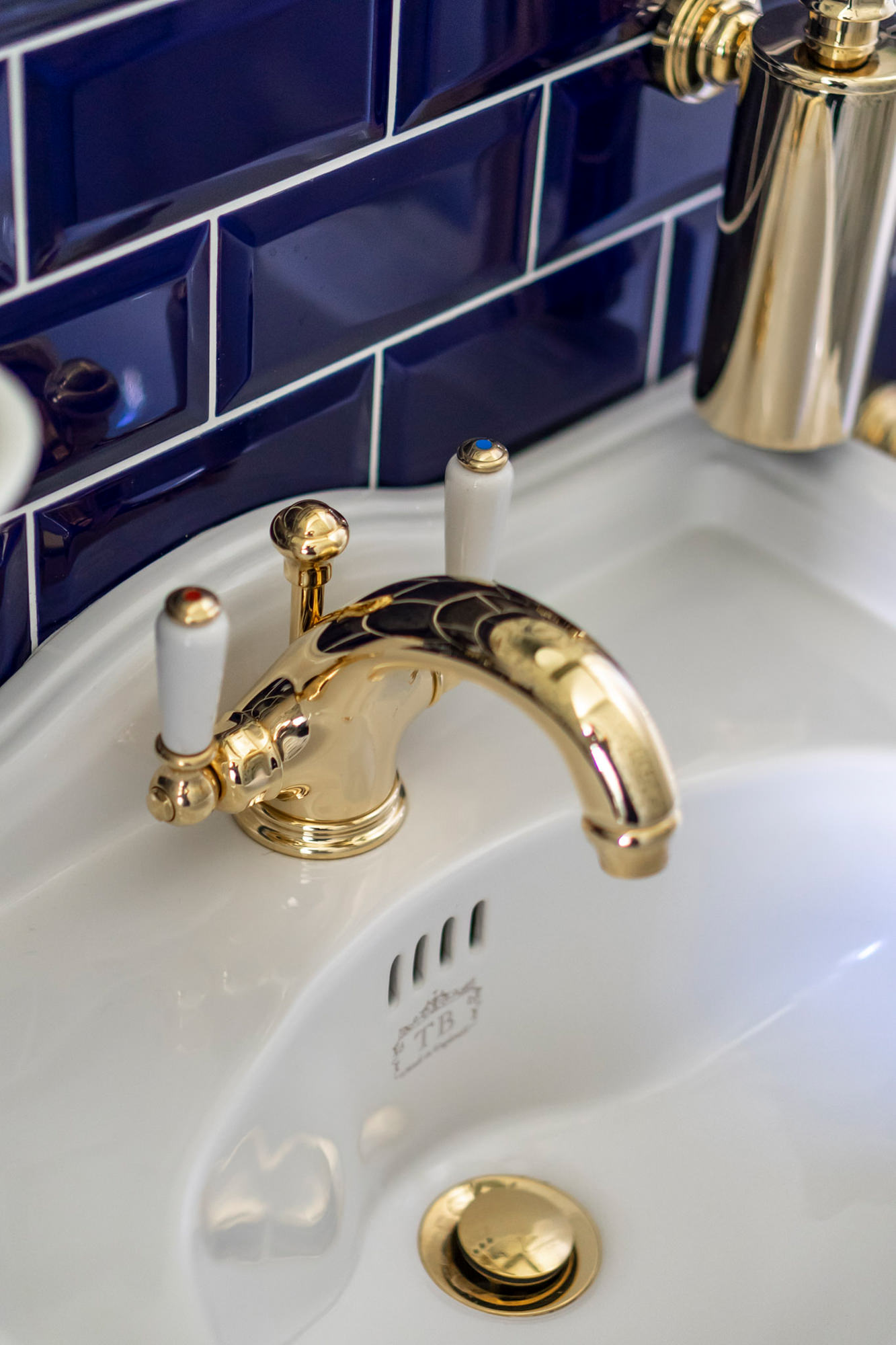 Traditional bathrooms LEVER Perrin & Rowe Waschtisch Mischbatterie 3635 Pr3635.nk  - Вид №3