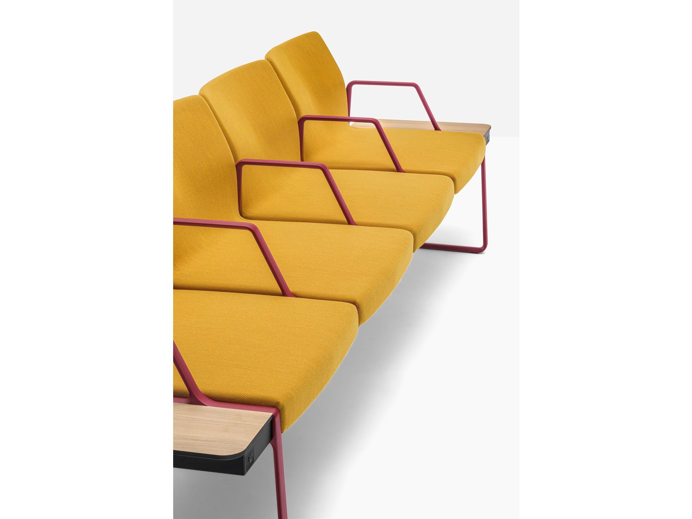 Сидение на перекладине с подлокотниками Pedrali Plural ARCH-00096612 - Вид №3