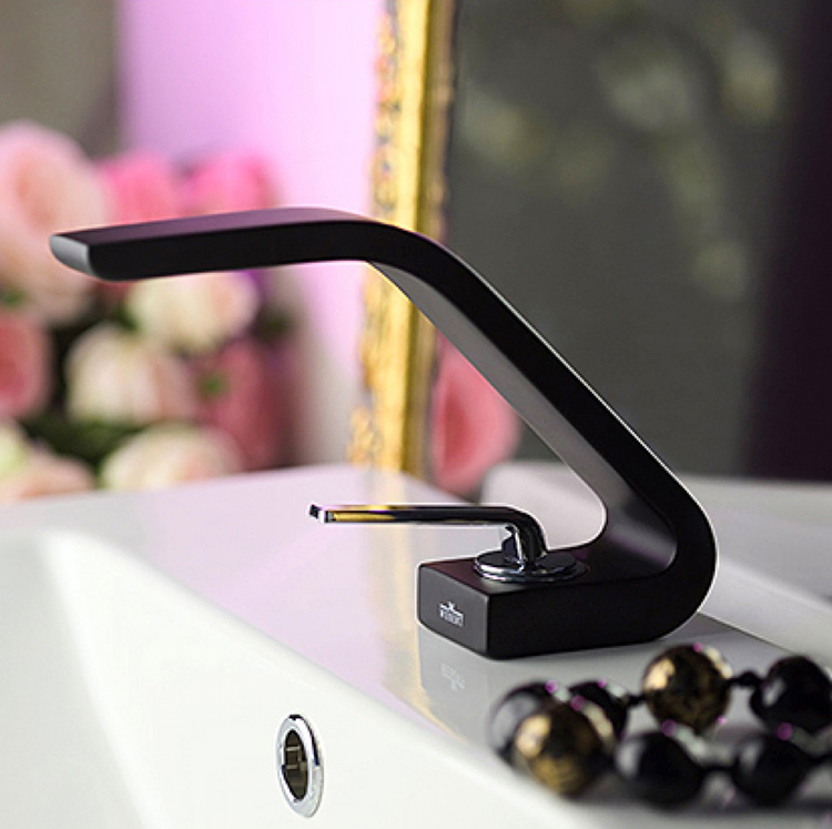 WO830102564 Смеситель для раковины Webert Wolo  - Вид №1