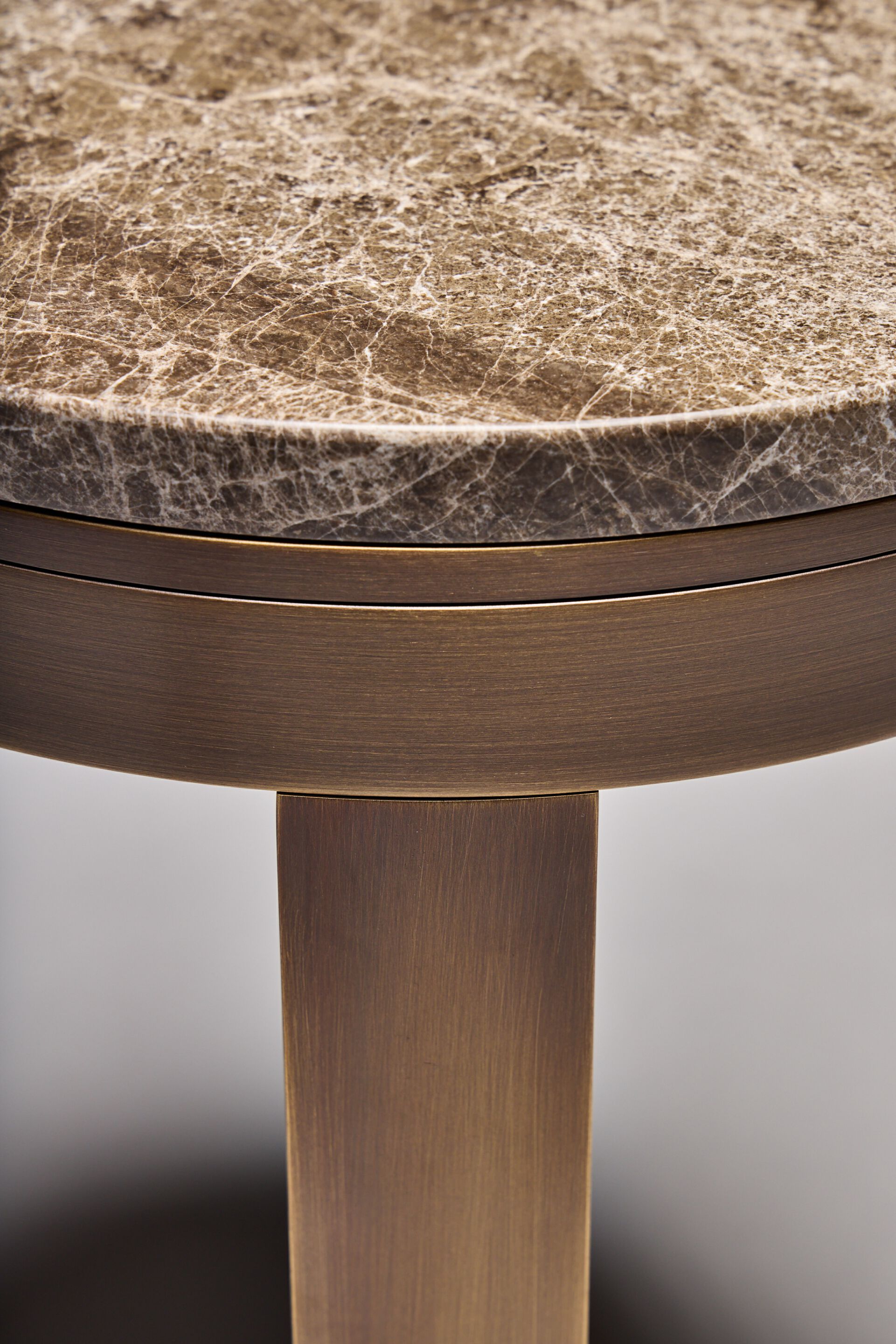 Круглый журнальный столик из черного мрамора Marquina REDA AMALOU DESIGN ARCH-00036495 - Вид №2