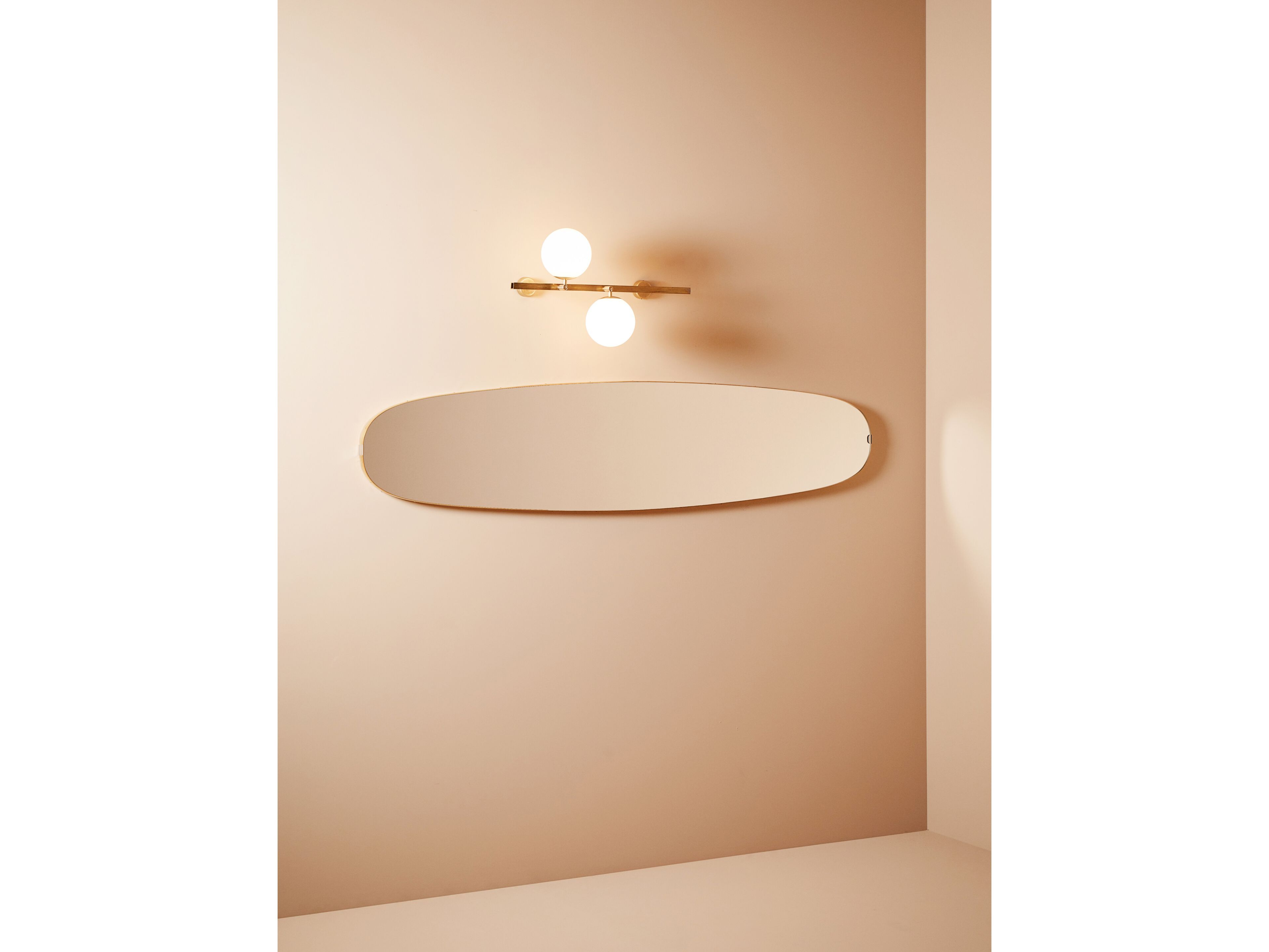 Латунный светодиодный настенный светильник Renzo Serafini сфера ARCH-00065229 - Вид №1