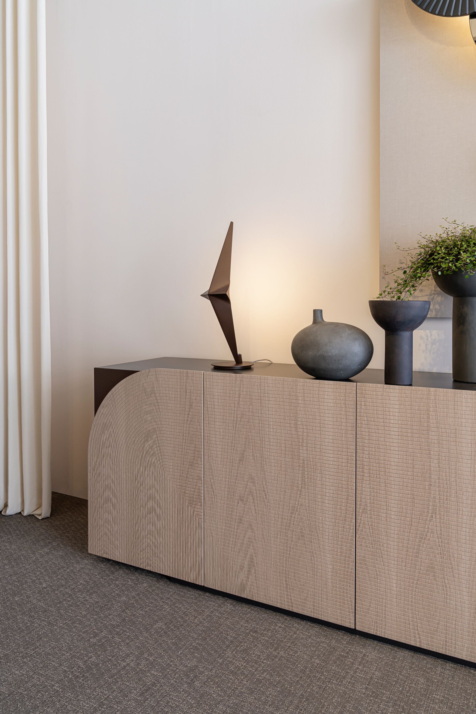 Светодиодная настольная лампа с USB-разъемом Bizzotto Italia ARCH-00045509 - Вид №2