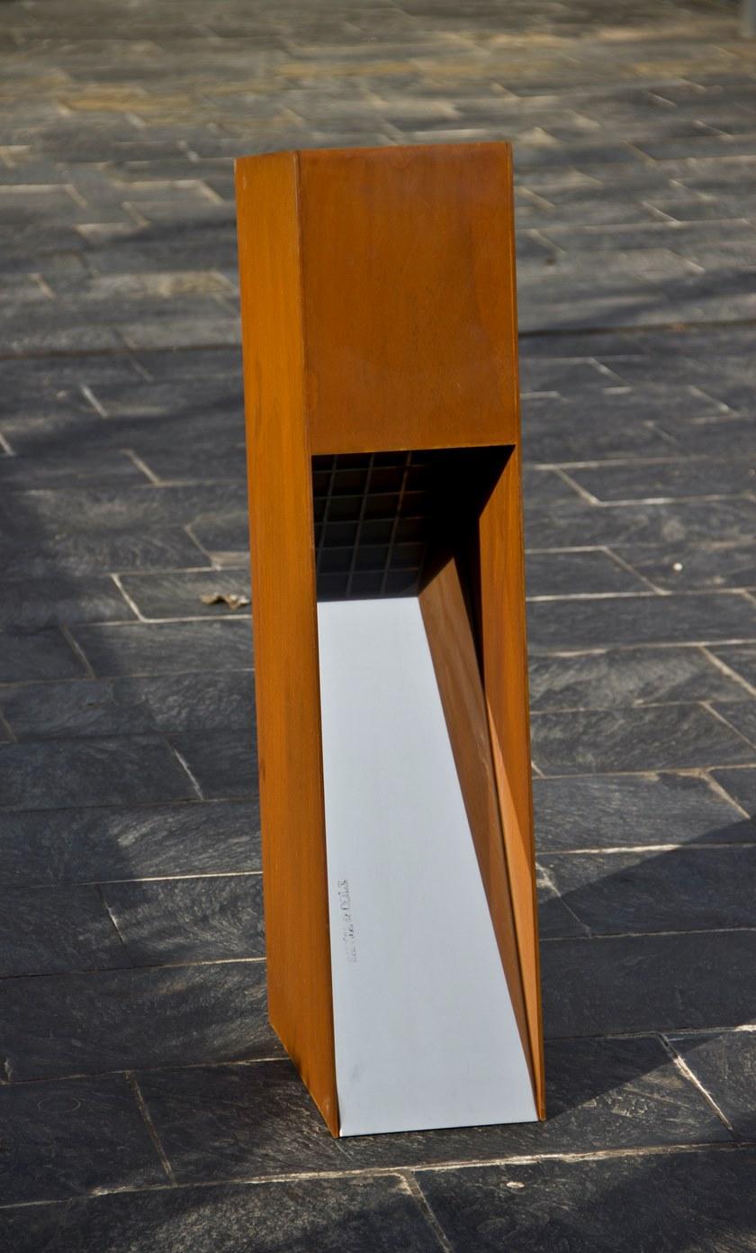 URBIDERMIS Светодиодный столбик Corten ™ для общественных мест sun-id-1403164 - Вид №1