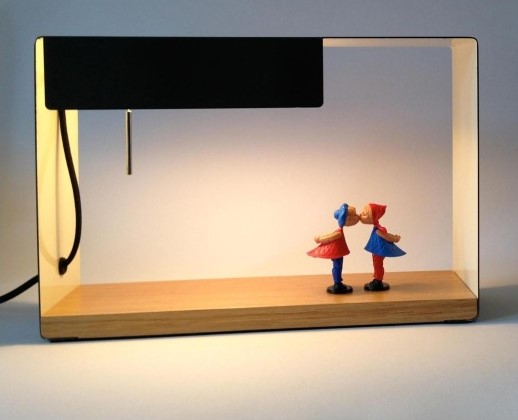 005123 Настольная лампа серо-коричневая Marset La Discrete 