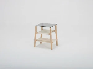 Gazzda Прямоугольный журнальный столик из дерева и стекла Fawn 08c