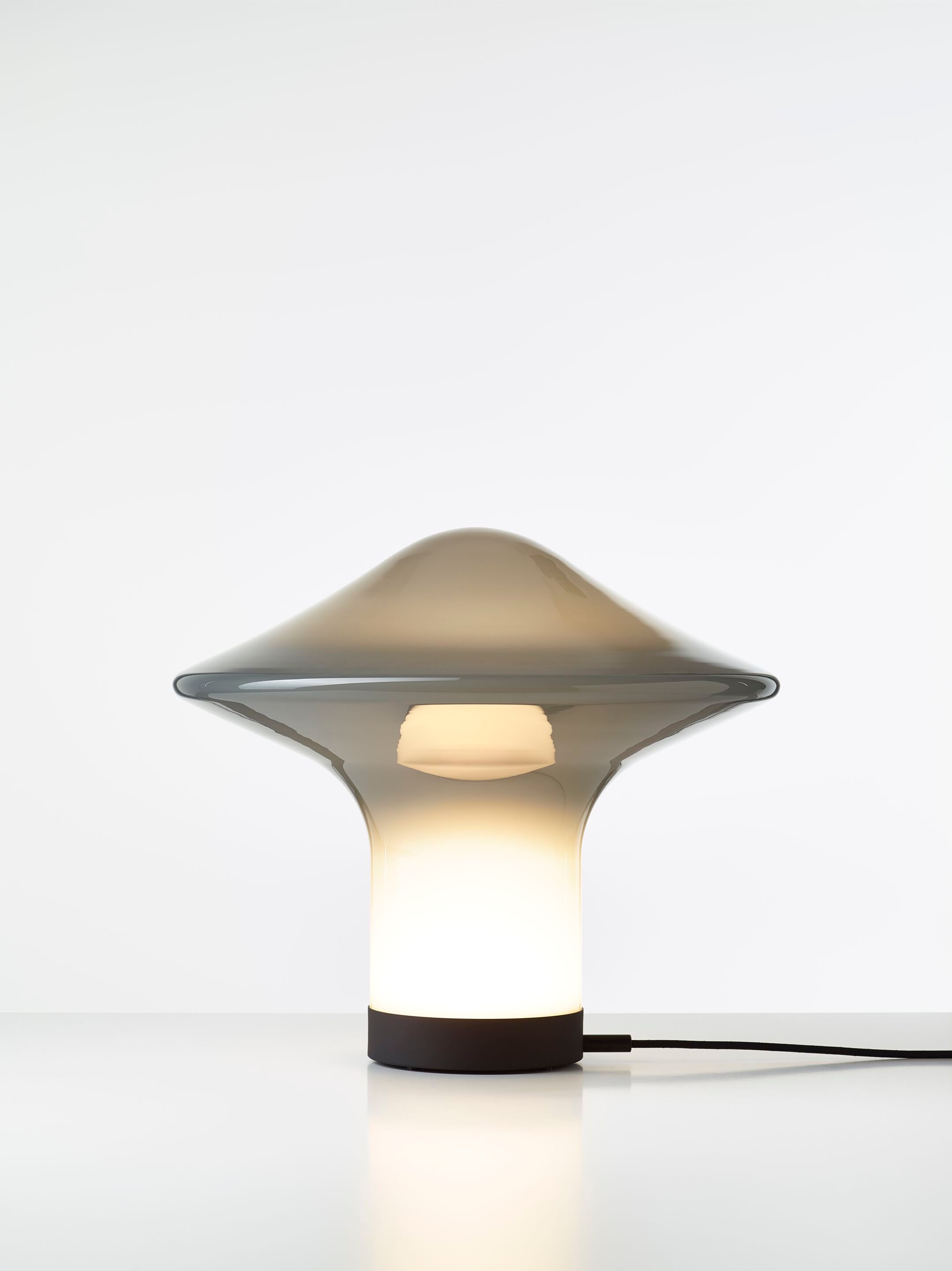 Светодиодная настольная лампа из опалового стекла с диммером BROKIS Волчок ARCH-00065331 - Вид №15