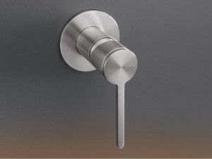 Настенный однорычажный смеситель