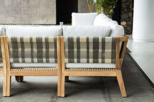 Угловое садовое кресло из ткани