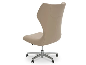 Офисное кресло с регулируемой высотой