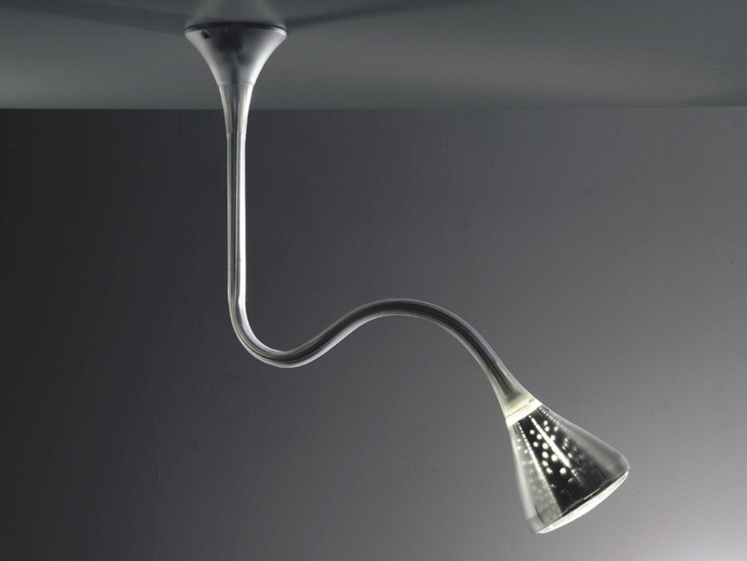 Регулируемая люминесцентная подвесная лампа Artemide ARCH-00085396