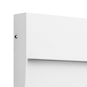 099663 Настенный уличный светильник MANTRA BAKER 7012 Mantra Baker