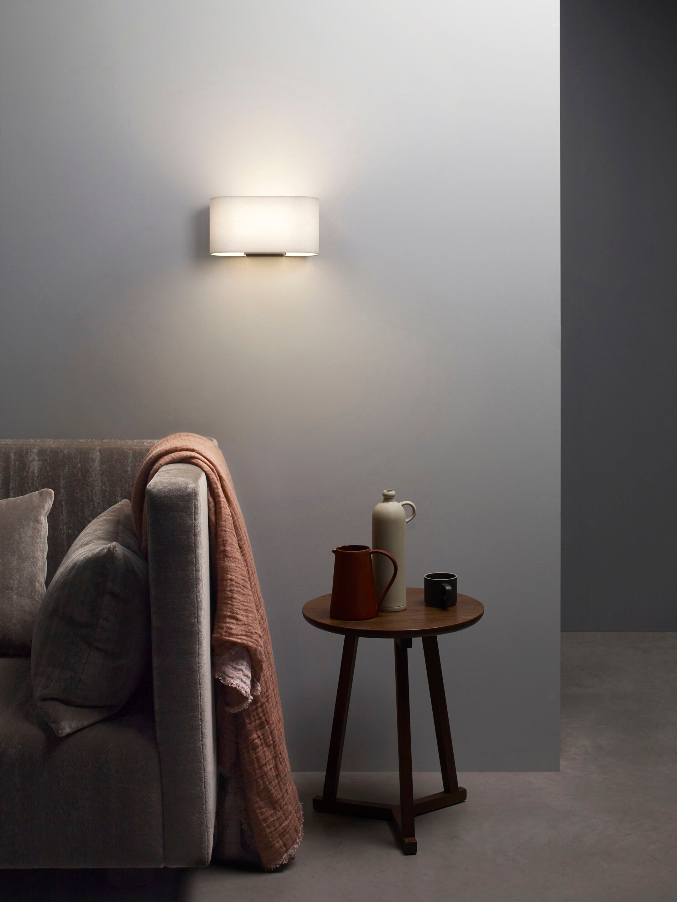 Затемняемый настенный светильник с тканевым абажуром Astro Lighting Venn ARCH-00049910 - Вид №4