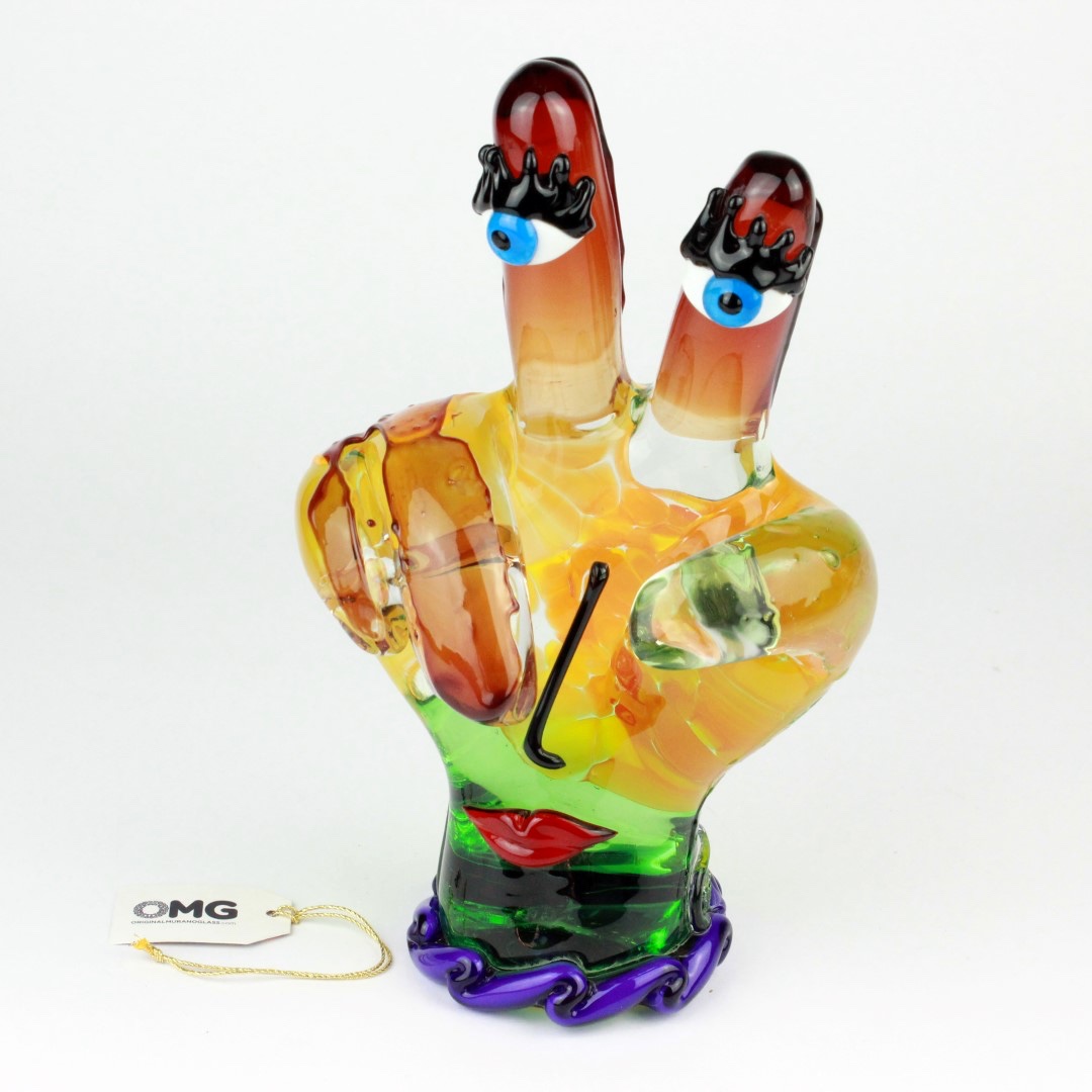 1808 ORIGINALMURANOGLASS Скульптура Жест-победа - Pop Art - муранское стекло 11 см  - Вид №1