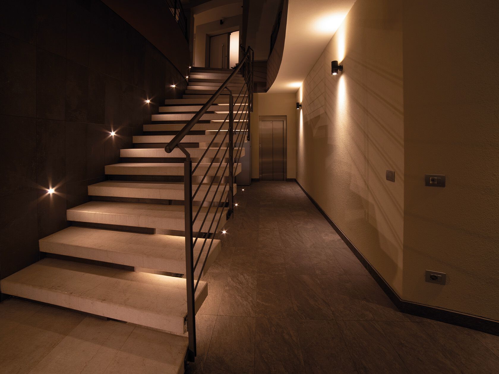 Алюминиевый светодиодный наружный настенный светильник [LND] общие ARCH-00121505 - Вид №8