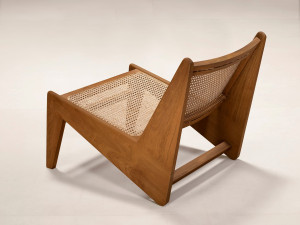 Кресло из тикового дерева без подлокотников