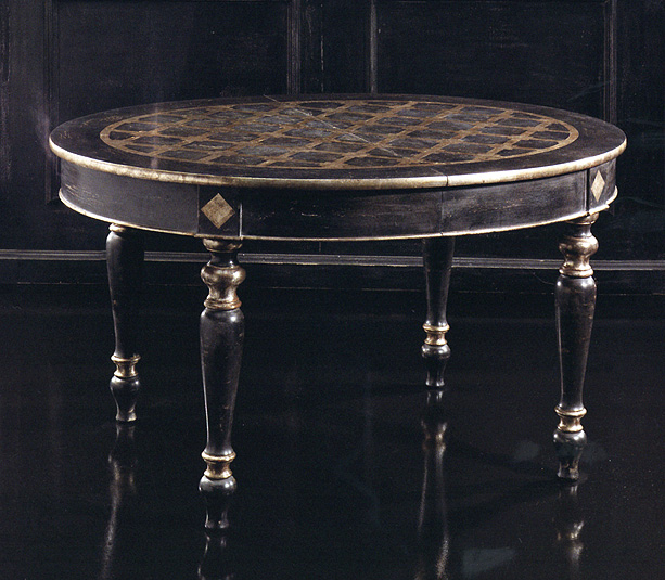 Стол  VITTORIO GRIFONI 2004 