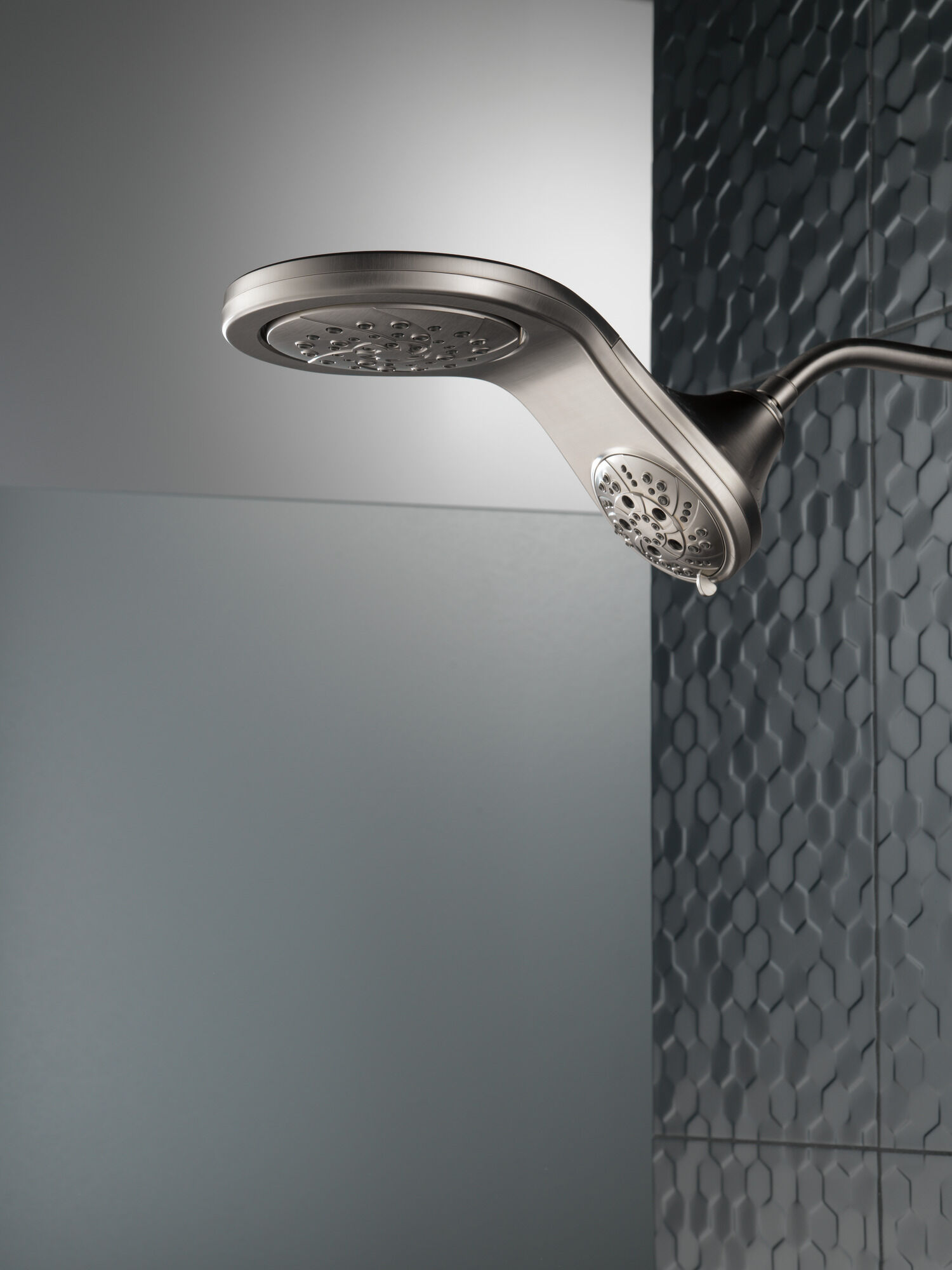 HydroRain® H2Okinetic® In2ition® Душ два в одном с 5 настройками Delta Faucet 58581-SS-PK - Вид №18