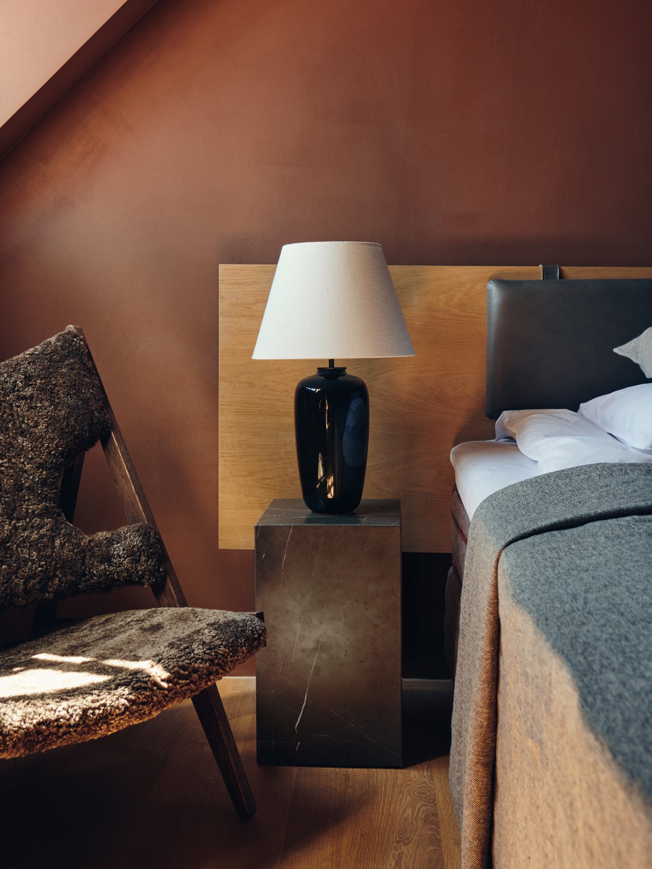 5709262049158 Стул для вязания, Обивка из овчины LuceLight  - Вид №9