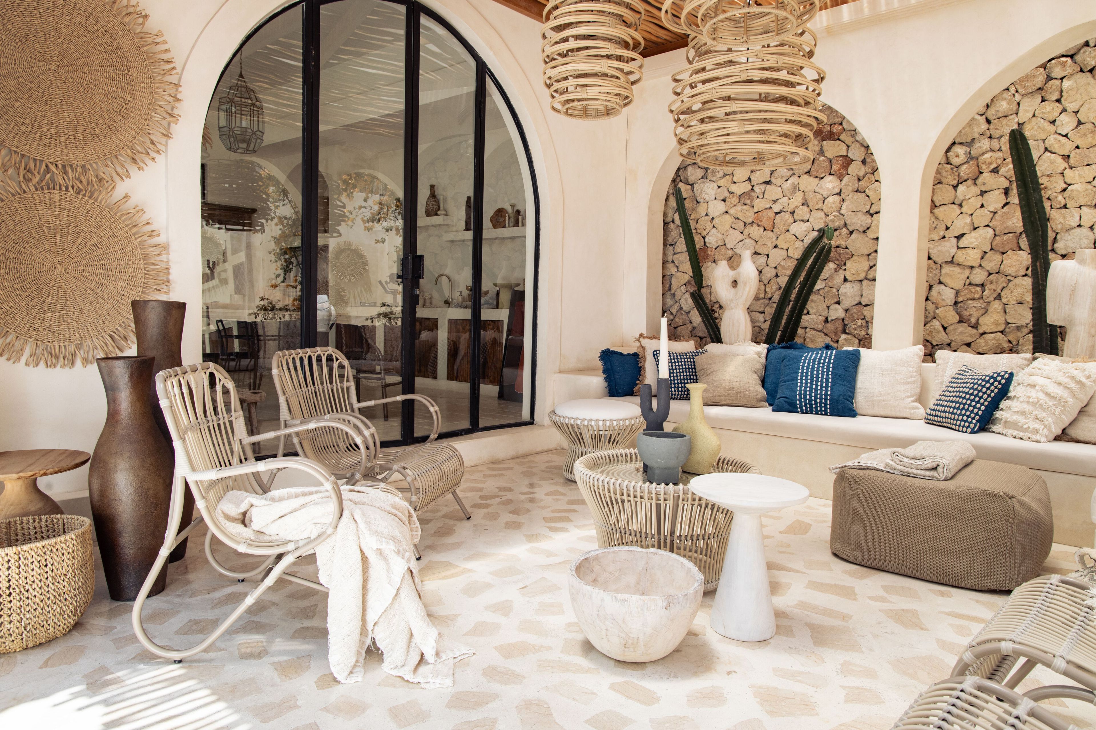 Круглый стол из тикового дерева cbdesign Сфера ARCH-00088421 - Вид №3