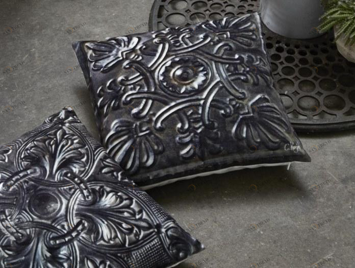 Koziel Квадратная подушка из полиэстера Tin tiles sun-id-1422961