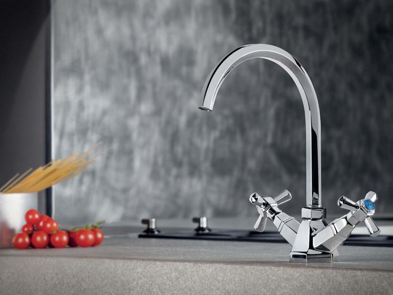 RUBINETTERIE STELLA Смеситель для кухни на одно отверстие с поворотным изливом Eccelsa sun-id-1467173 - Вид №1