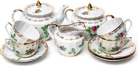 10617344 Мануфактуры Гарднеръ в Вербилках Сервиз чайный 6/15  "Клевер" "Совершенство природы" в футляре Фарфор, Керамика 