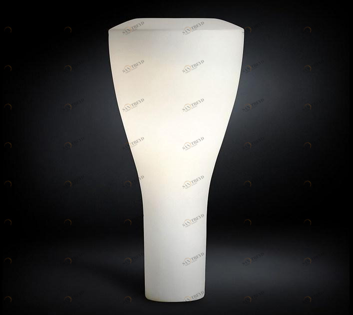 VGnewtrend Торшер для улицы из полиэтилена Tippy 7521430.93 