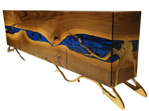 Мадия из орехового дерева и смолы