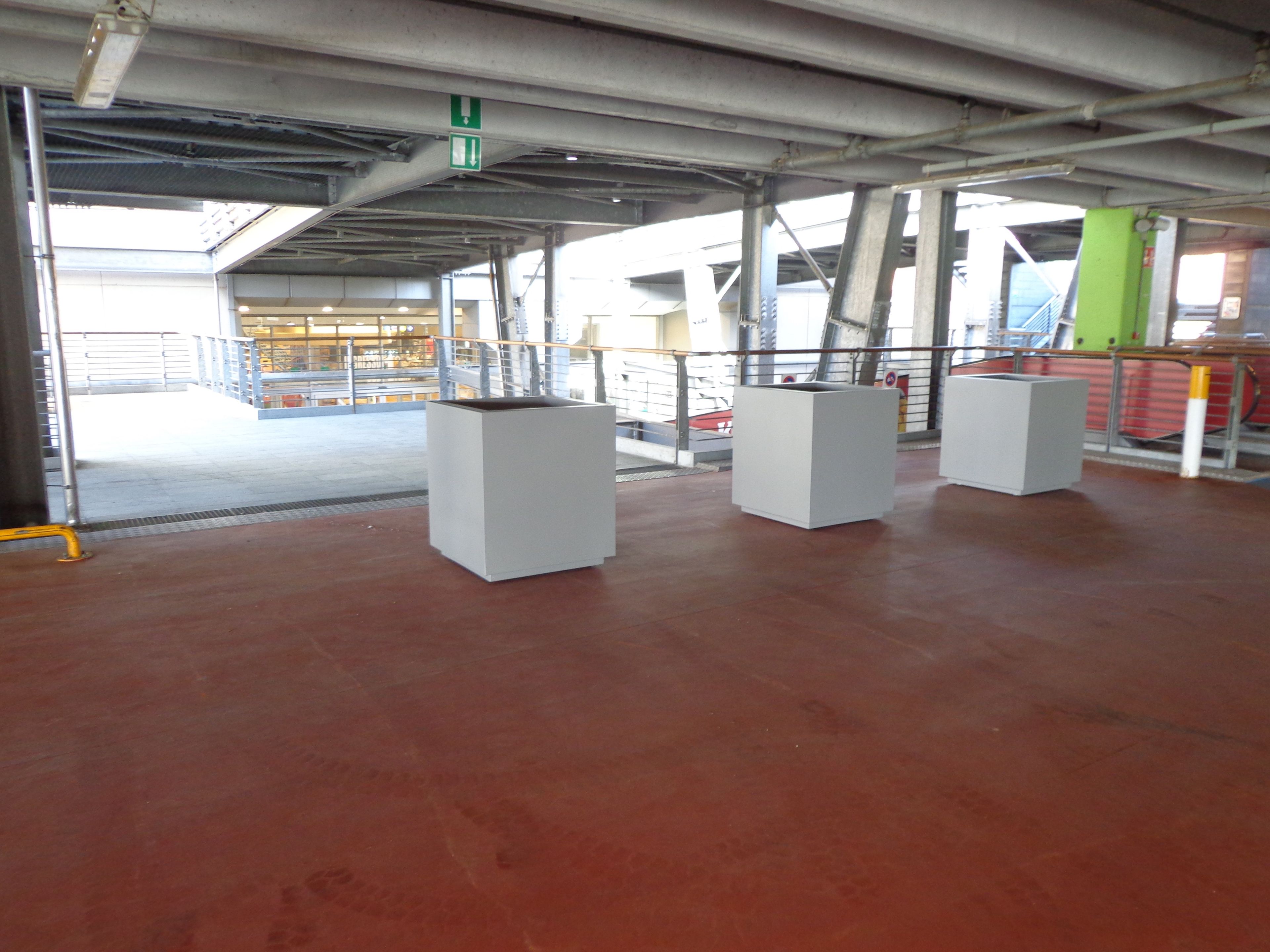 Квадратный плантатор из оцинкованного листа Viscio Urban Design FIORIERA ANTITERRORISMO ARCH-00086632 - Вид №35