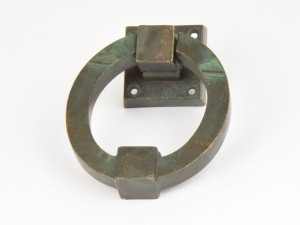 Бронзовый дверной молоток