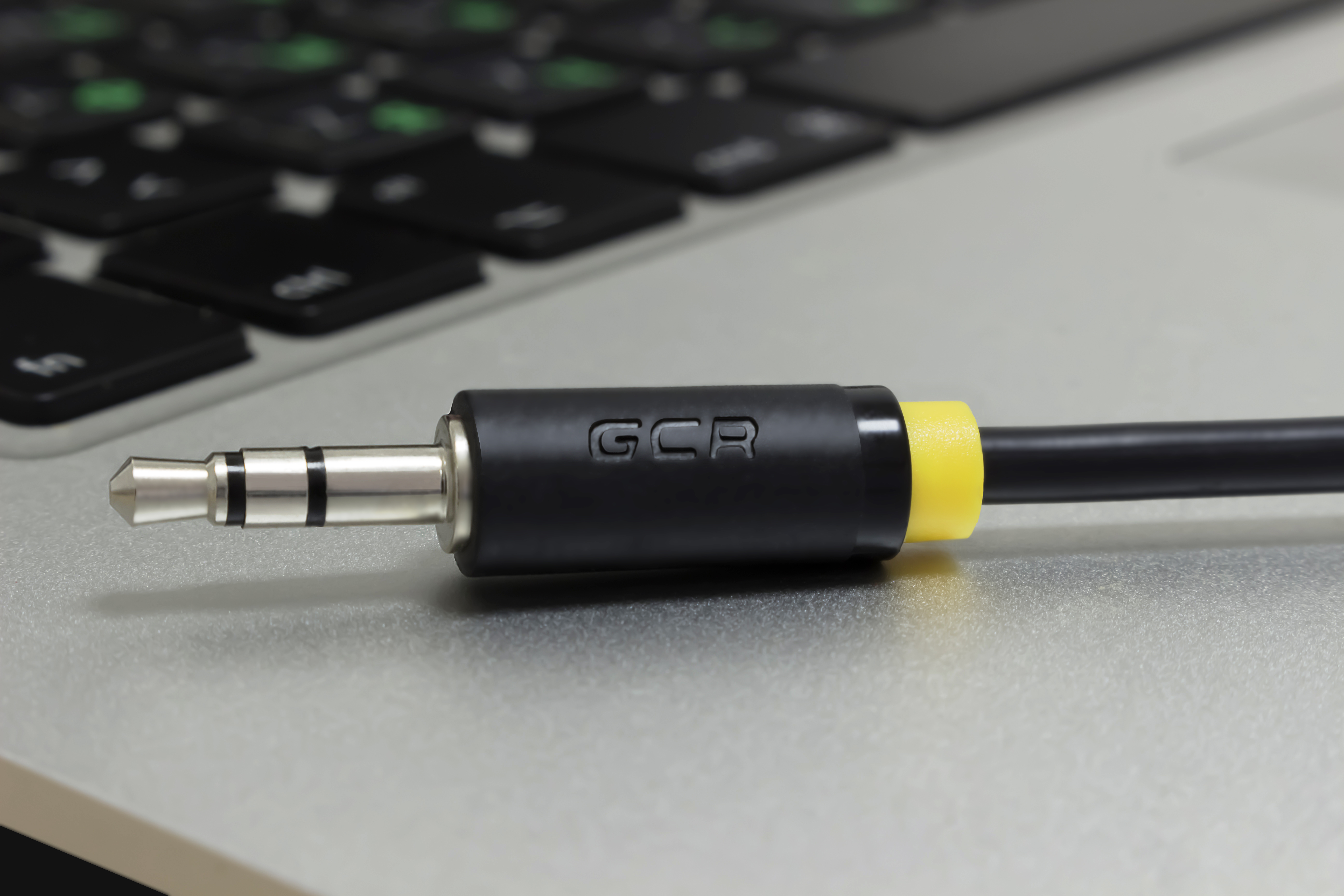 GCR-AVC1114-0.25m кабель аудио 0.25m jack 3,5mm/jack 3,5mm черный, желтая окантовка, ультрагибкий, 28 awg, m/m, premium , экран, стерео Greenconnect Santreyd  - Вид №5