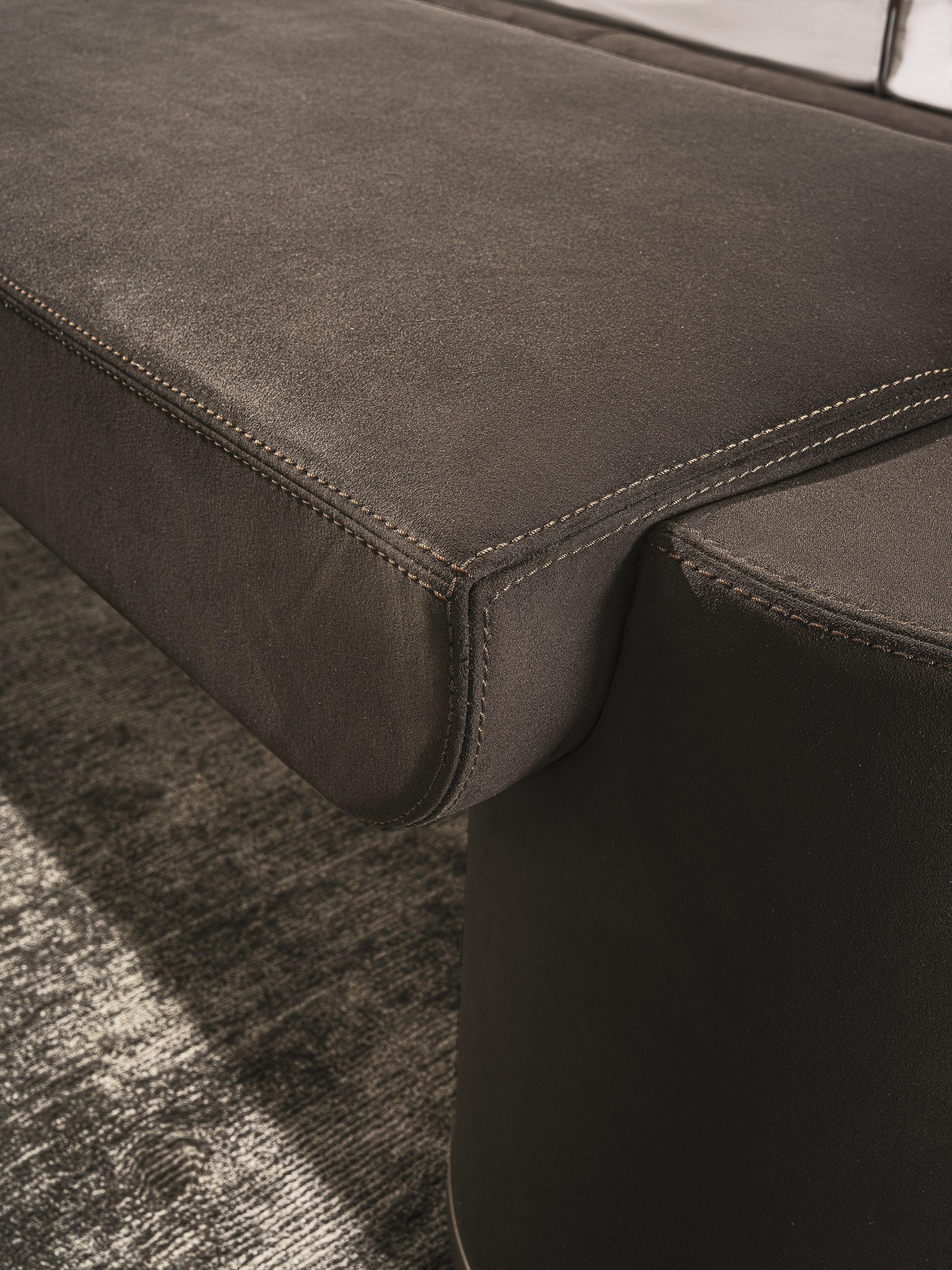 Мягкая скамья Longhi Loveluxe 2020-Sartoria collection ARCH-00067157 - Вид №1