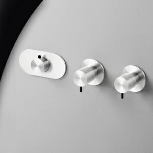 Термостат для душа глянцевая сталь с черной ручкой Toki Radomonte TKI55LCIL22