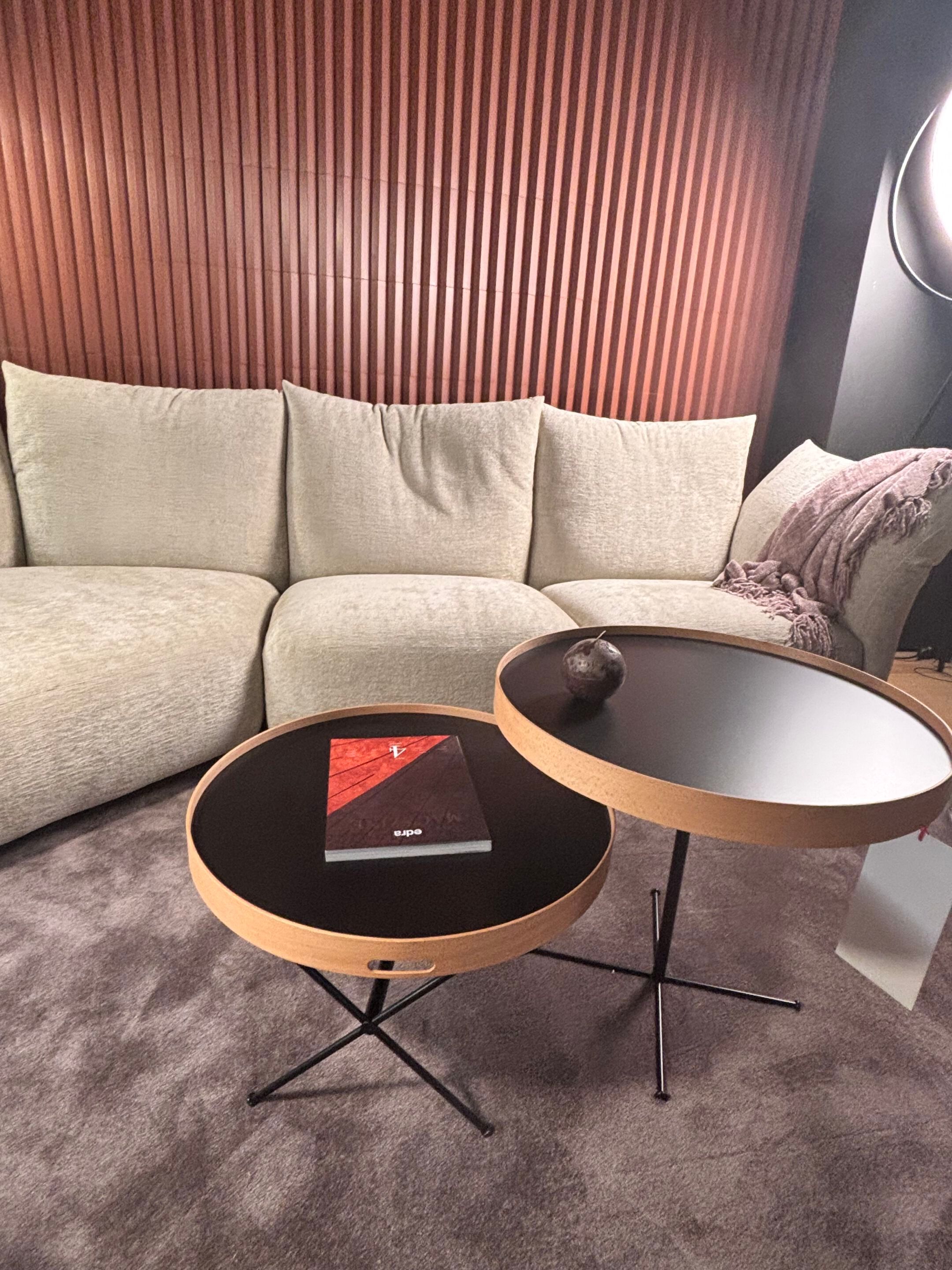 Круглый регулируемый по высоте журнальный столик с подносом In Stock de Padova ARCH-00050329 - Вид №2