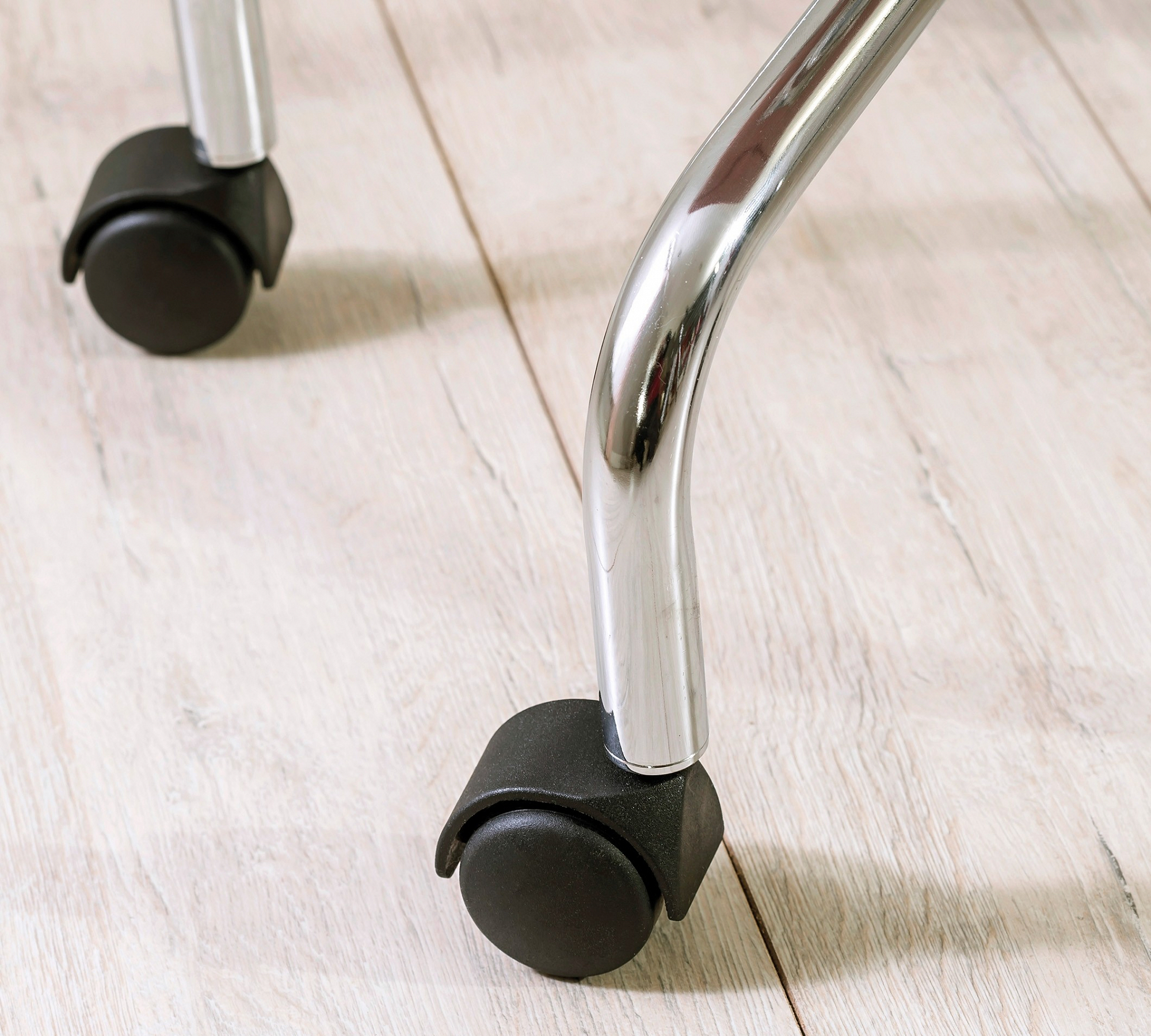 Рабочее креcло на колесах светло-розовое Relax CILEK  00-3832274 Бежевый Santreyd  - Вид №3