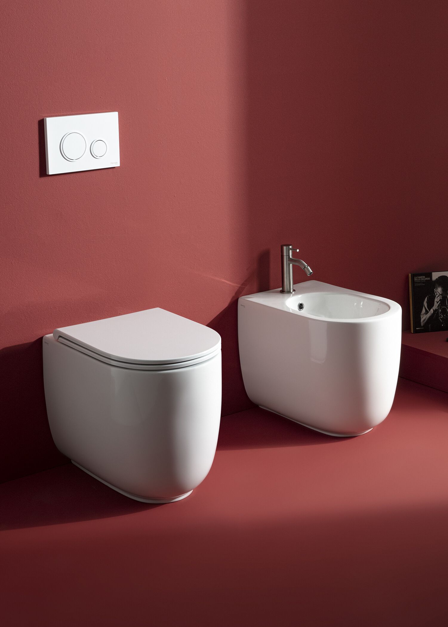 Туалет в оконном шкафу без бриды на полу Olympia Ceramica Milady ARCH-00059898 - Вид №3