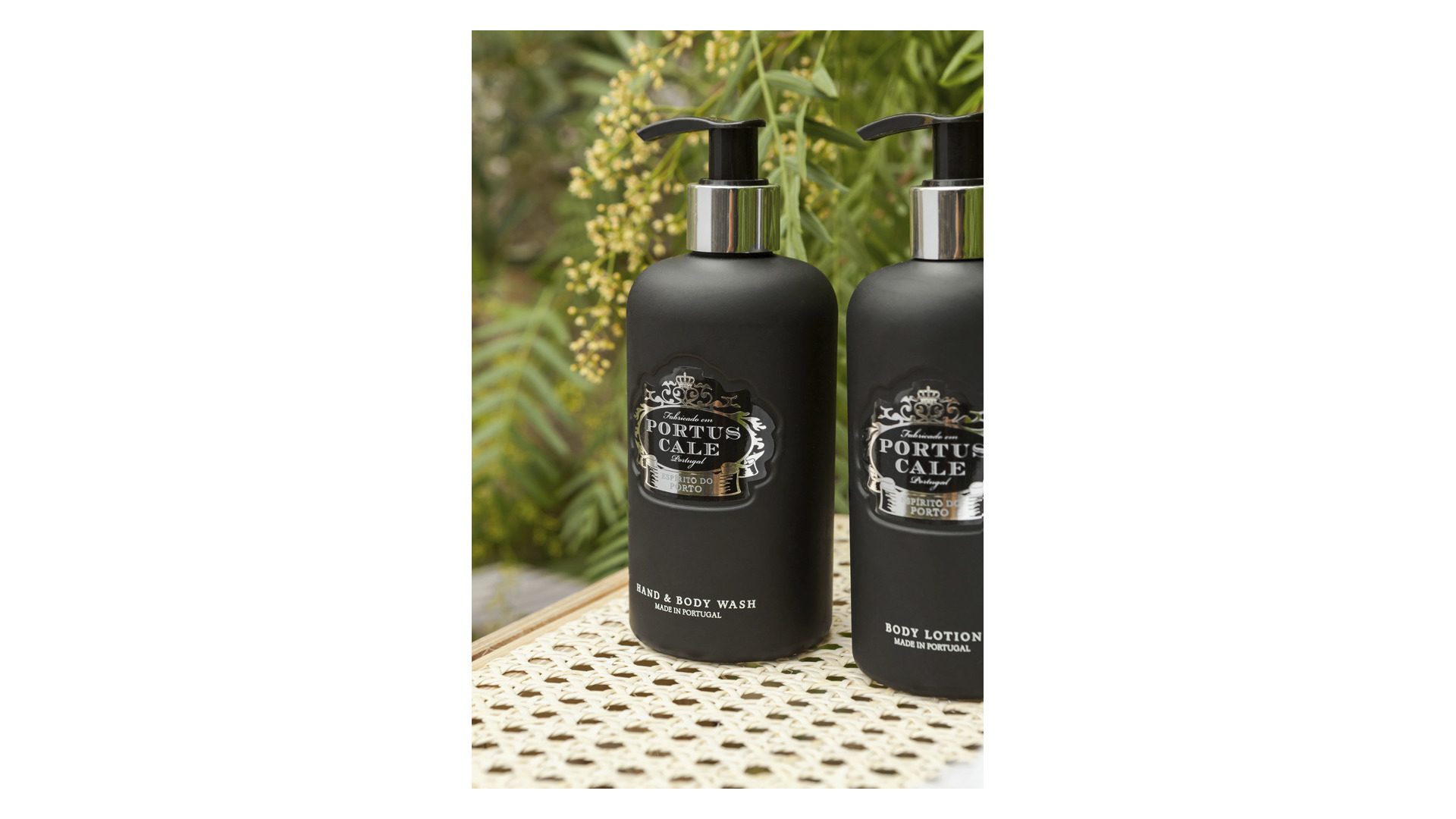 10673692 CASTELBEL Лосьон для тела CASTELBEL Порт Кале Черное издание 300мл, п/к Пластик  - Вид №1