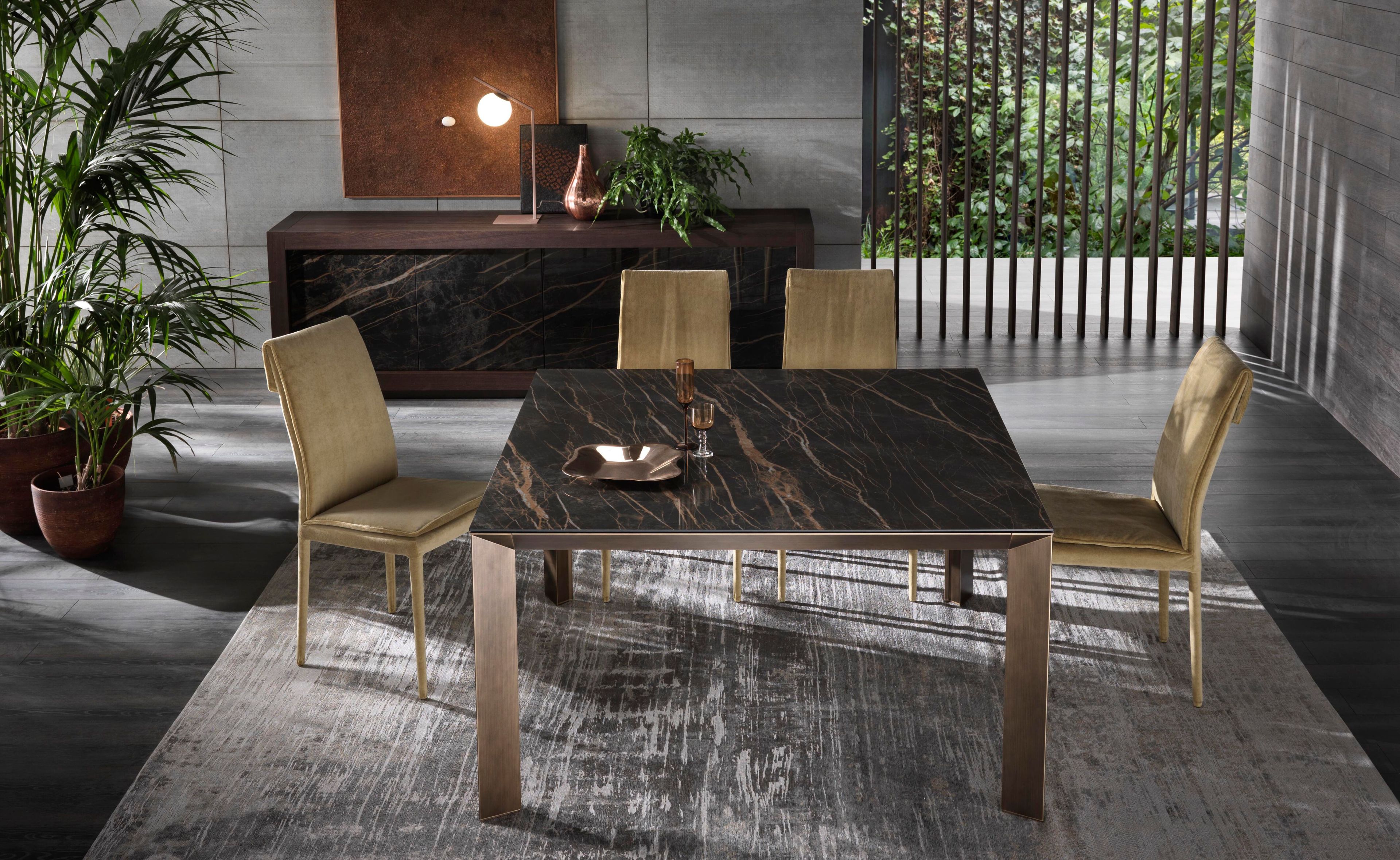 Мягкий стул RIFLESSI MAVI ARCH-00118459