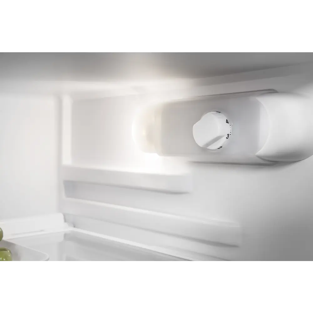 Холодильник встраиваемый однокамерный HOTPOINT BTSZ 1632/HA 81.5х59.6х54.5 см цвет белый INDESIT STLM-2009985 - Вид №5