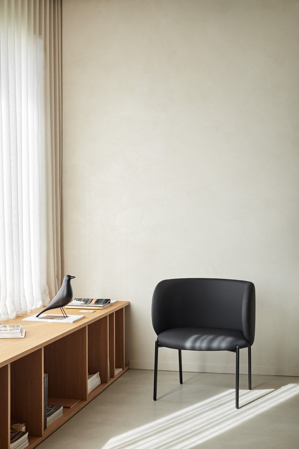 Кресло из искусственной кожи с подлокотниками TEULAT Mogi ARCH-00092240 - Вид №17