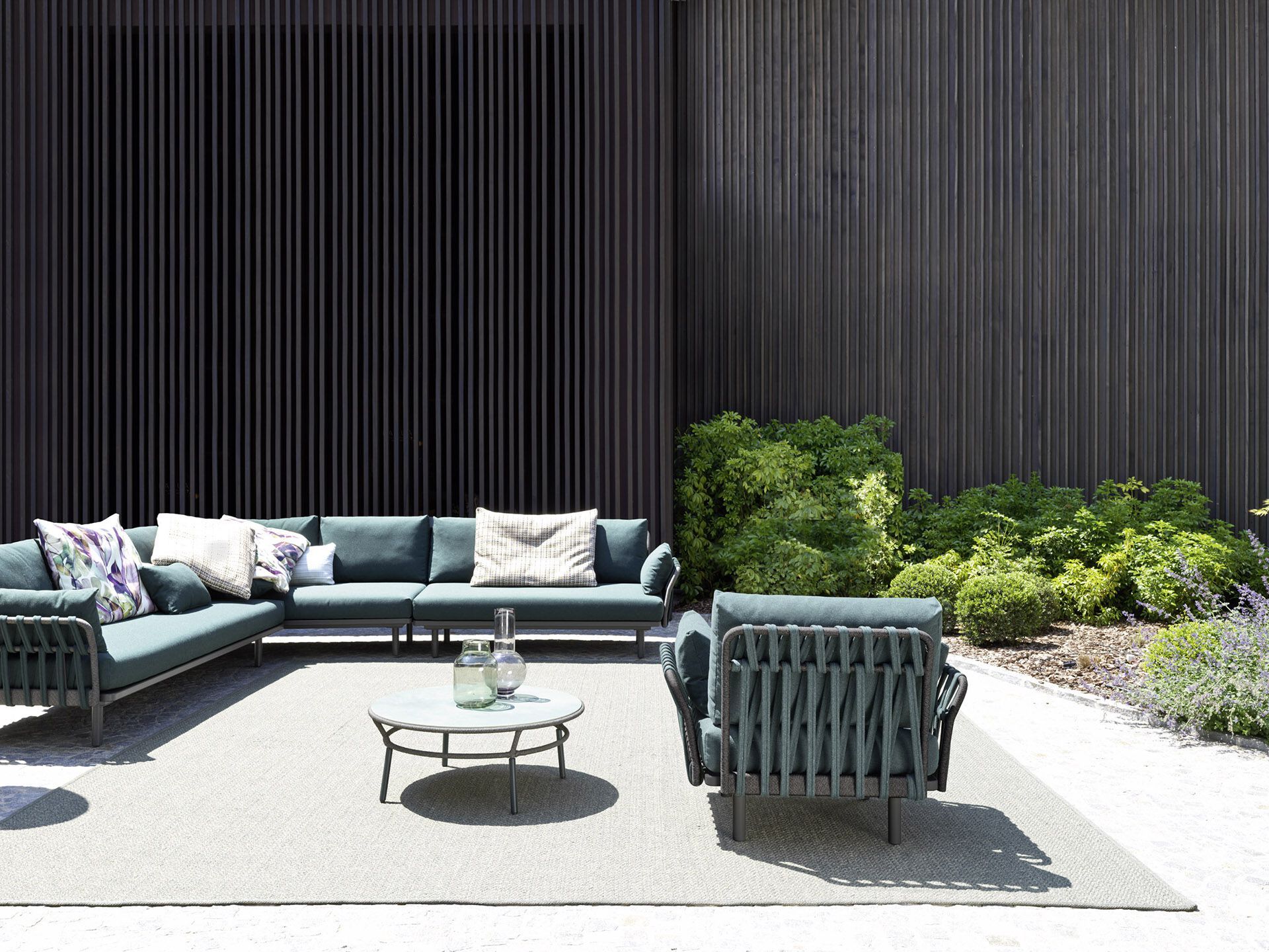 Угловой садовый диван из ткани Varaschin Эмма Кросс ARCH-00052583 - Вид №1