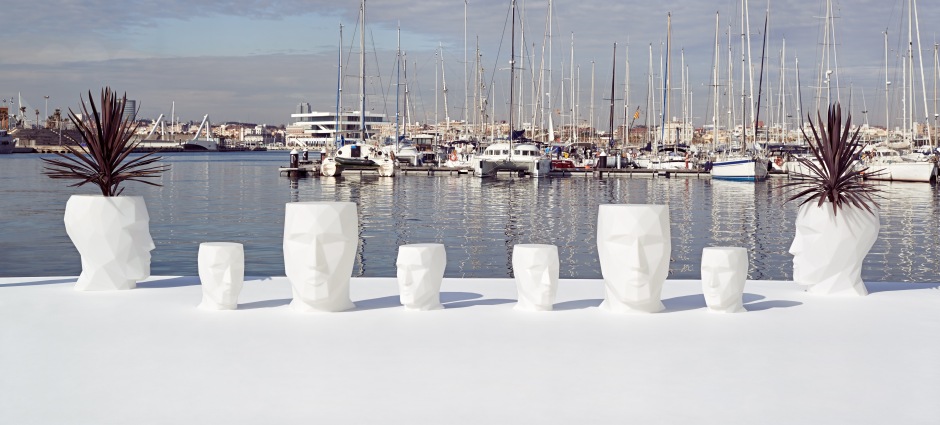 007523 Столик матовый белый Vondom Adan - Вид №1