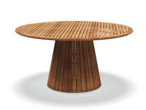 Круглый стол из тикового дерева