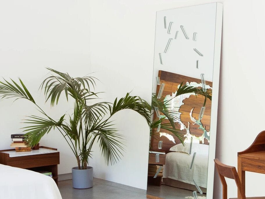 Прямоугольное напольное зеркало со встроенным освещением Lando IL LANCIATORE DI COLTELLI ARCH-00057152