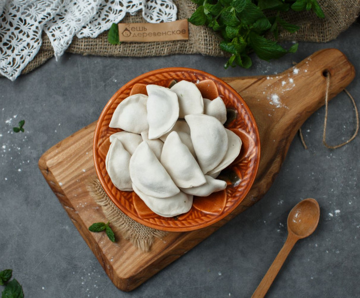 5876 Вареники со шпинатом и адыгейским сыром Вкусляндия 